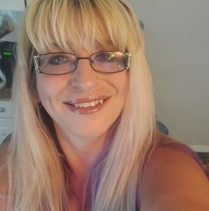 Meet your Posher, Serena